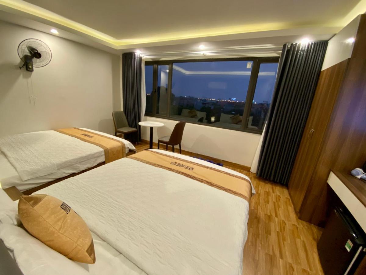 New Sky Airport Hotel Нойбай Экстерьер фото