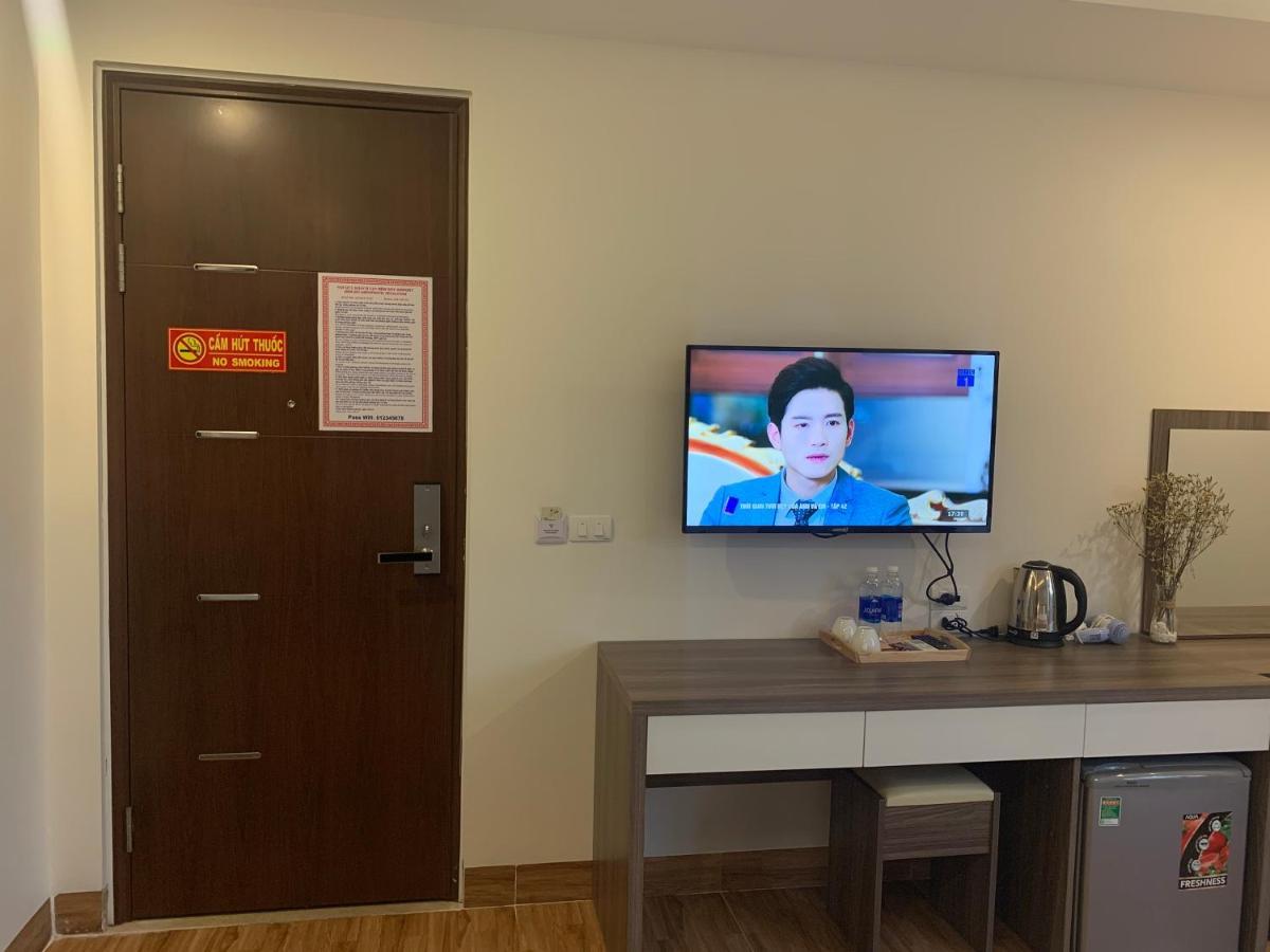 New Sky Airport Hotel Нойбай Экстерьер фото
